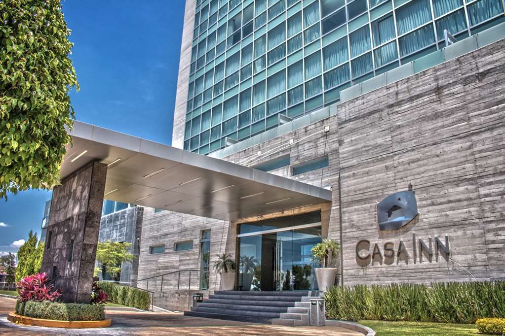 Casa Inn Premium Hotel Керетаро Экстерьер фото Casa Inn